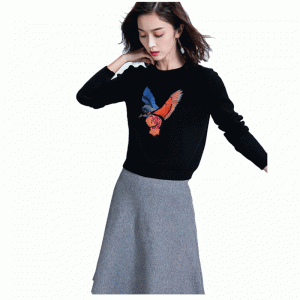 Customized Ladies Knitwear Embroidered Bird Crew Neck Sweater Pullover