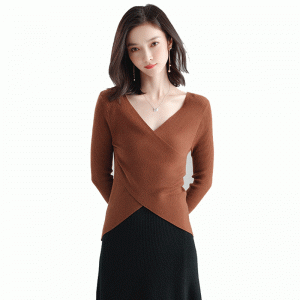 2019 ladies slash neck cross cheast sweater